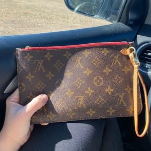 Authentic Louis Vuitton Neverfull pouch